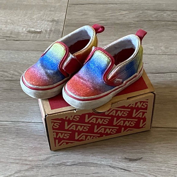 rainbow vans size 4.5